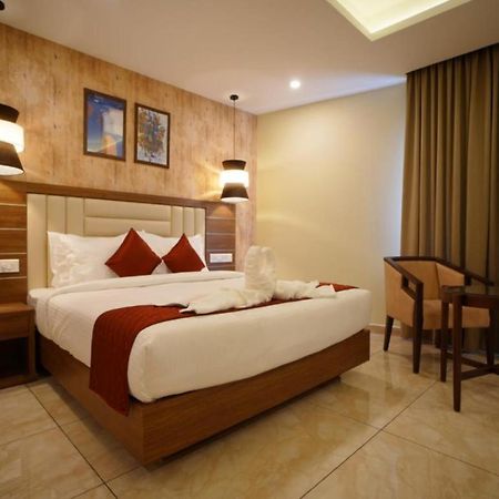 Hotel Delight 孟买 外观 照片